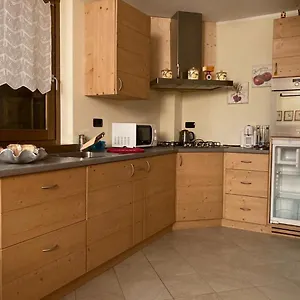 Appartamento Casa Lina S. Pietro San Pietro (Berbenno di Valtellina)
