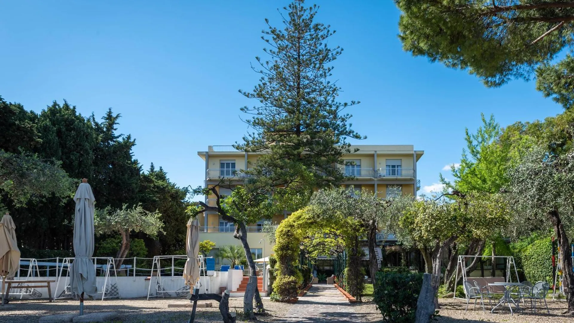 Hotel Eden Park Diano Marina Itálie