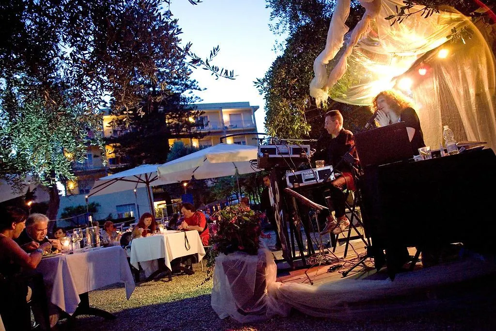 ****  Hotel Eden Park Diano Marina Itálie